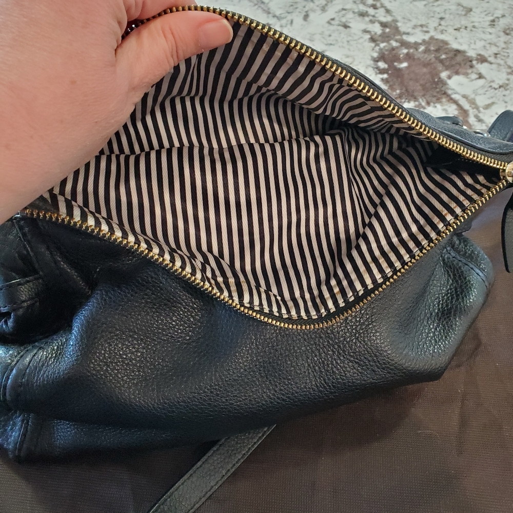 Kate Spade Black Pebbled Leather Cobble Hill Little Minka Bag - Picture 14 of 17